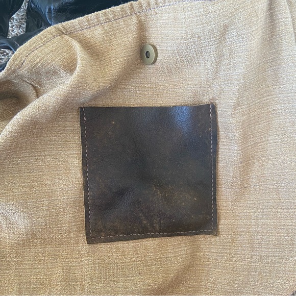 Black Cowhide and faux Crocodile leather side with leather fringe shoulder bag - Picture 8 of 8